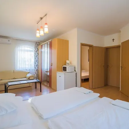 Jade Panzio 3* Balatonföldvár