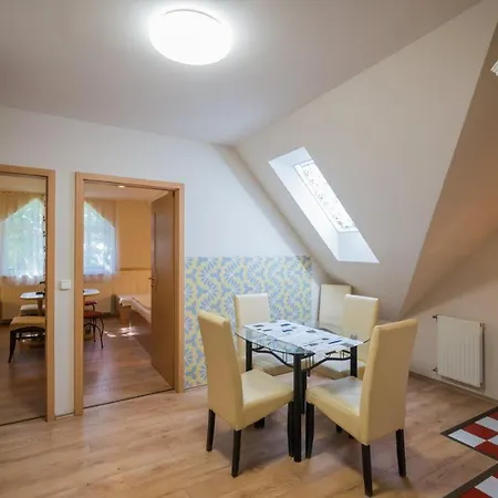 Jade Panzio Balatonföldvár