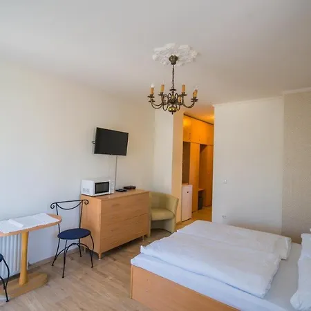 Bed & Breakfast Jade Panzio 3*