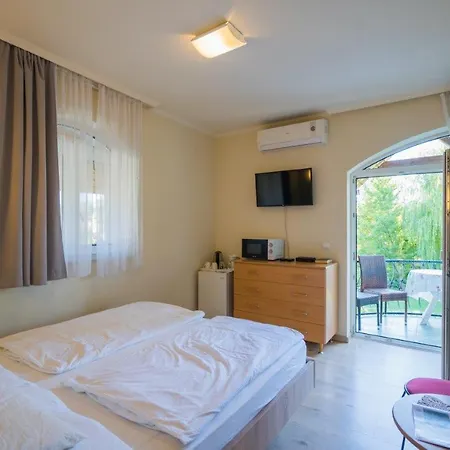 Jade Panzio Balatonföldvár