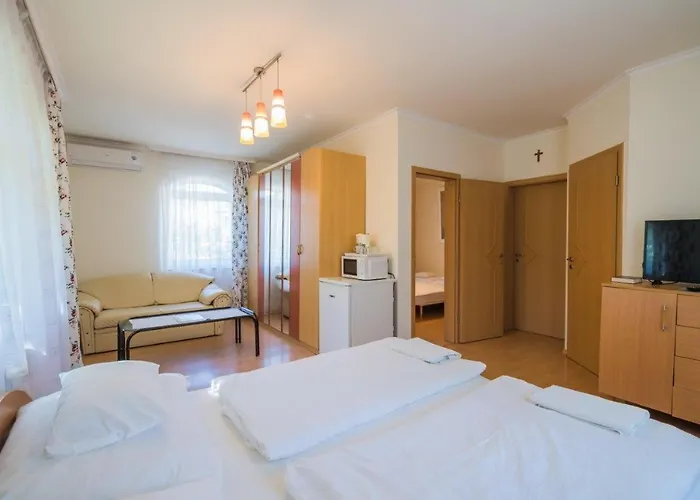 Jade Panzio 3* Balatonföldvár