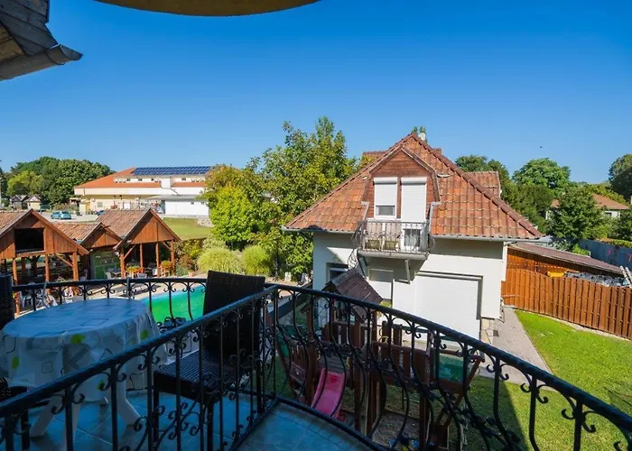 Jade Panzio 3* Balatonföldvár