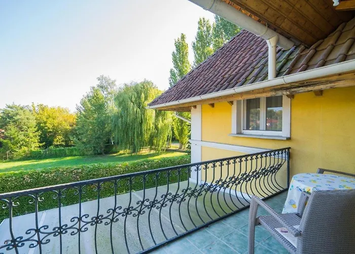 Jade Panzio ベッド・アンド・ブレックファスト